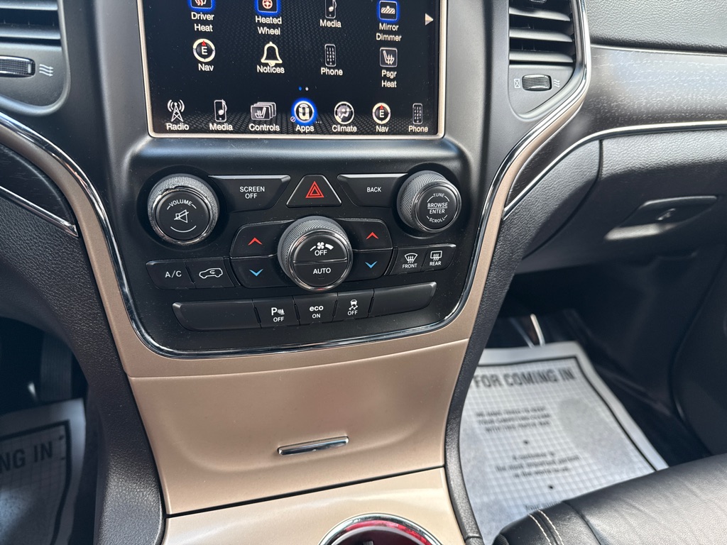 Photo 18 of this JEEP GRAND CHEROKEE