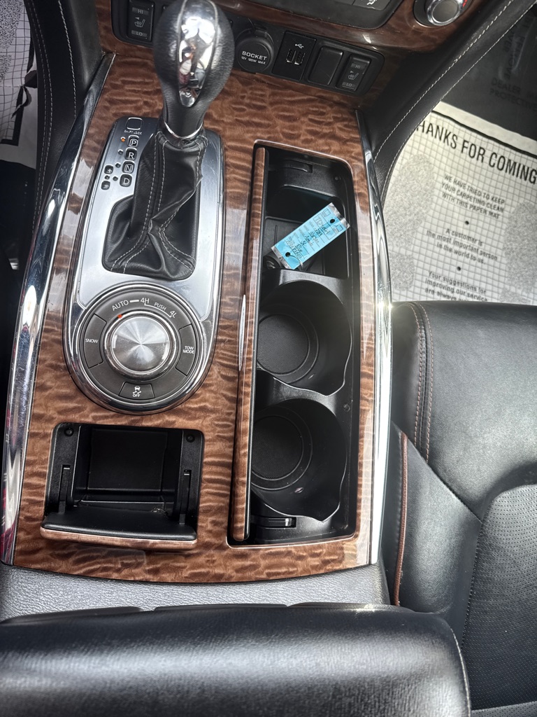 Photo 19 of this NISSAN ARMADA