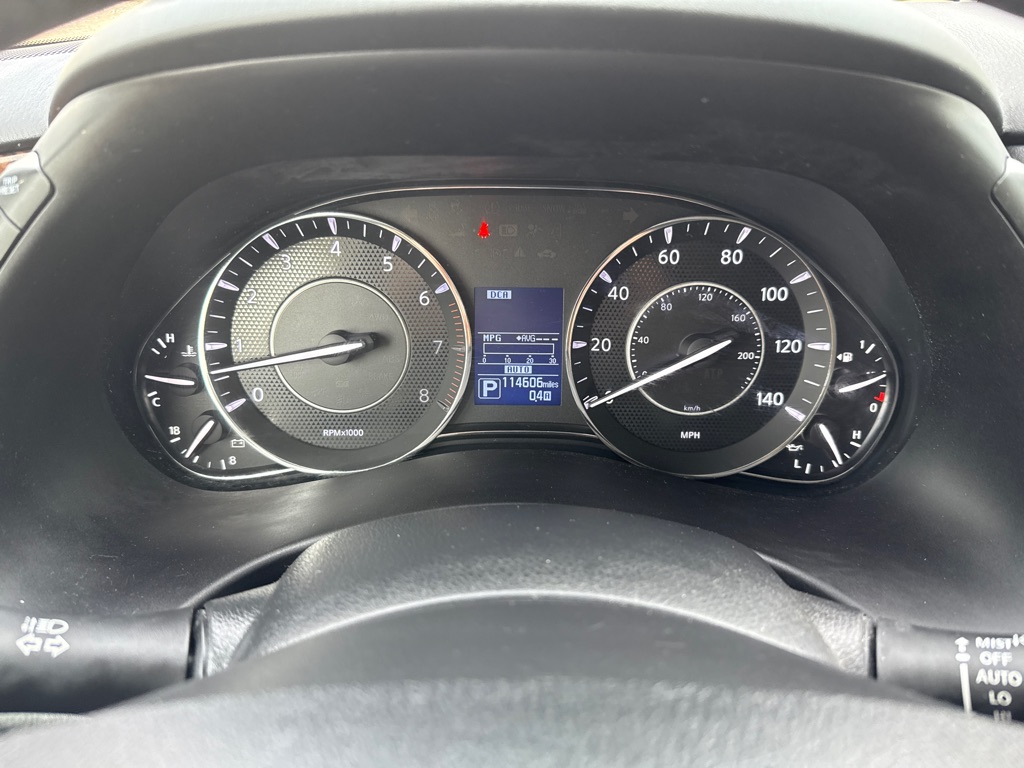 Photo 11 of this NISSAN ARMADA