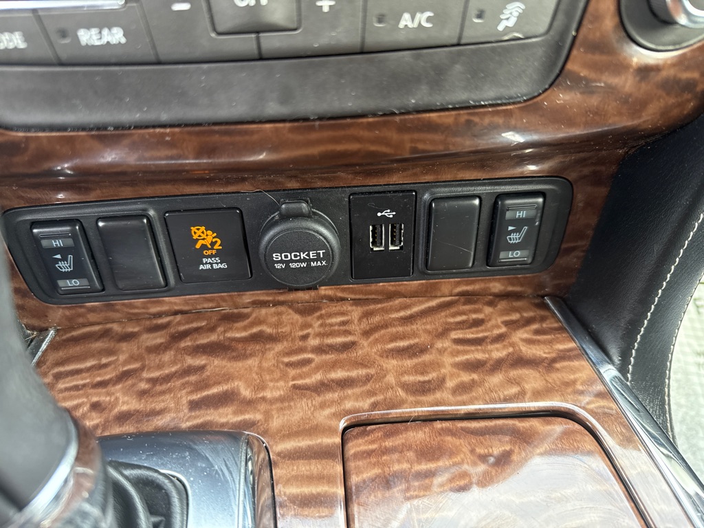 Photo 17 of this NISSAN ARMADA