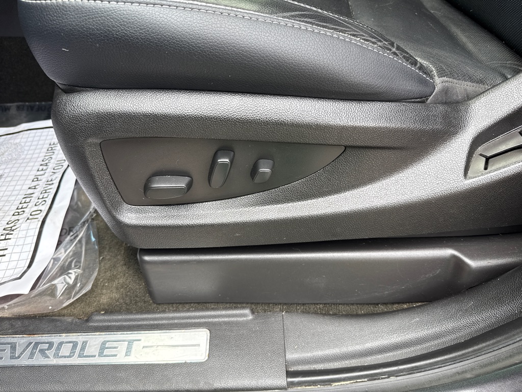 Photo 8 of this CHEVROLET SUBURBAN LTZ