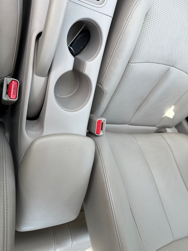 Photo 15 of this NISSAN SENTRA SL
