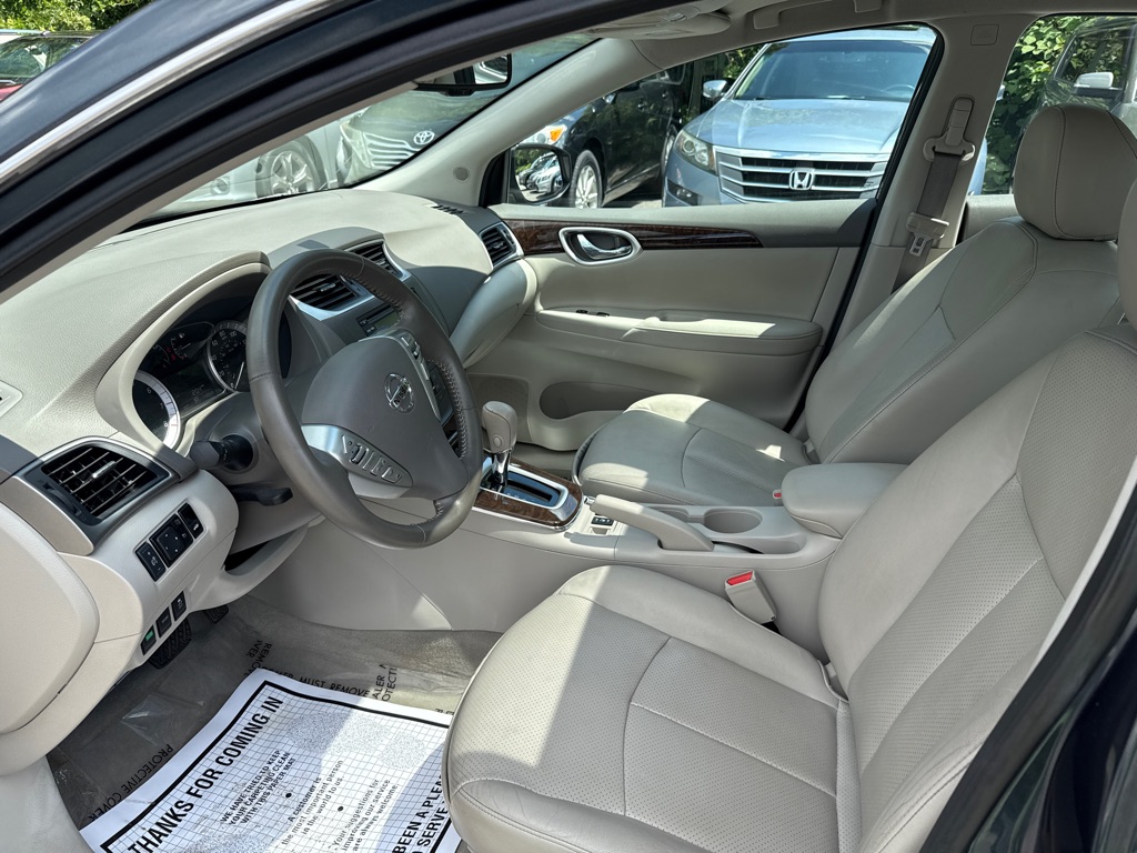 Photo 5 of this NISSAN SENTRA SL
