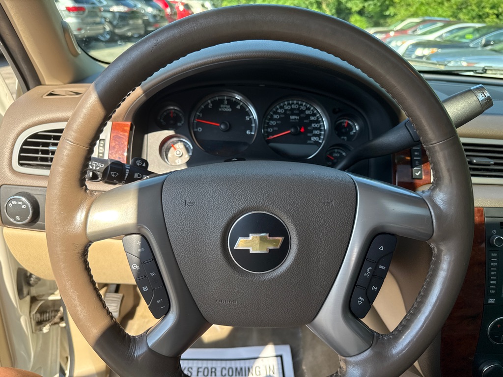 Photo 10 of this CHEVROLET TAHOE LTZ