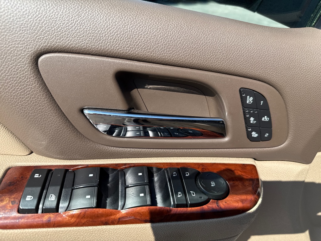 Photo 7 of this CHEVROLET TAHOE LTZ