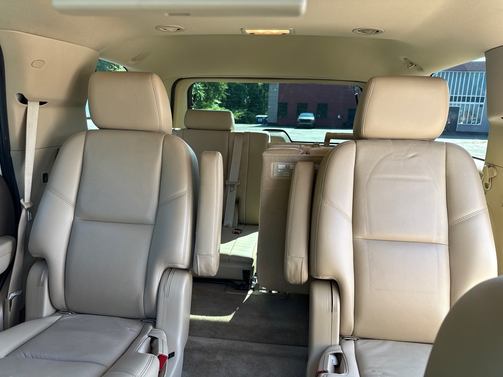 Photo 23 of this CHEVROLET TAHOE LTZ