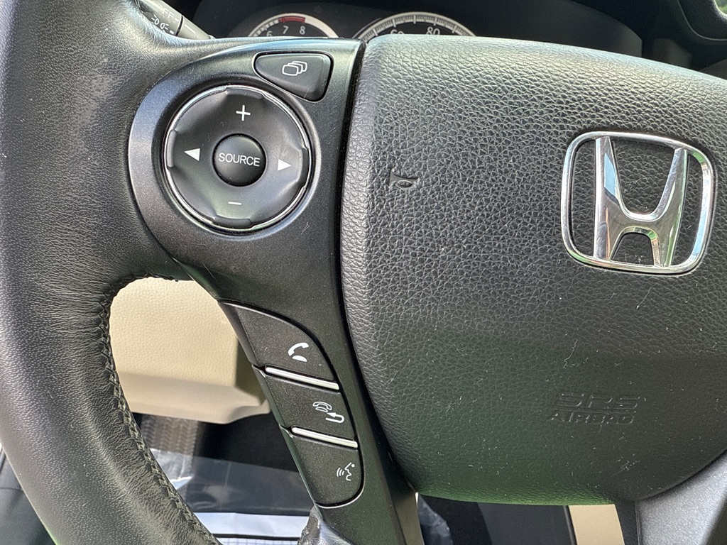 Photo 8 of this HONDA ACCORD