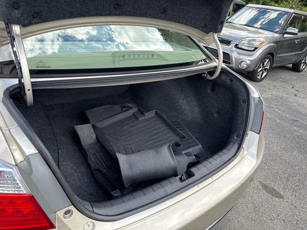 Photo 23 of this HONDA ACCORD