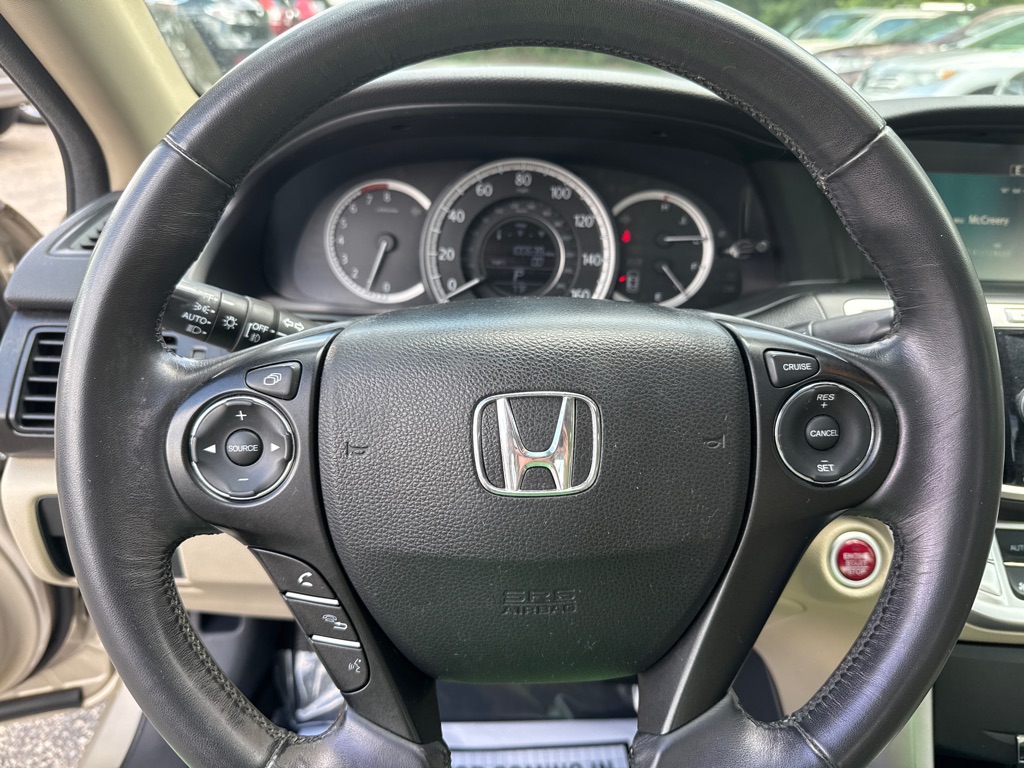 Photo 7 of this HONDA ACCORD