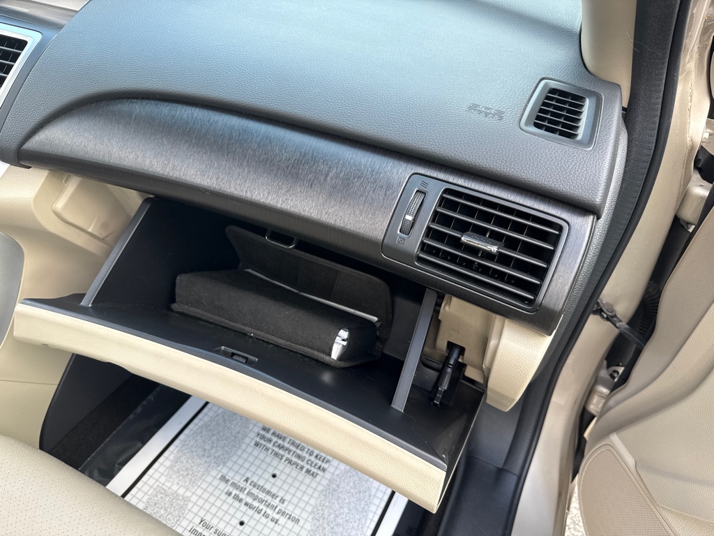 Photo 29 of this HONDA ACCORD