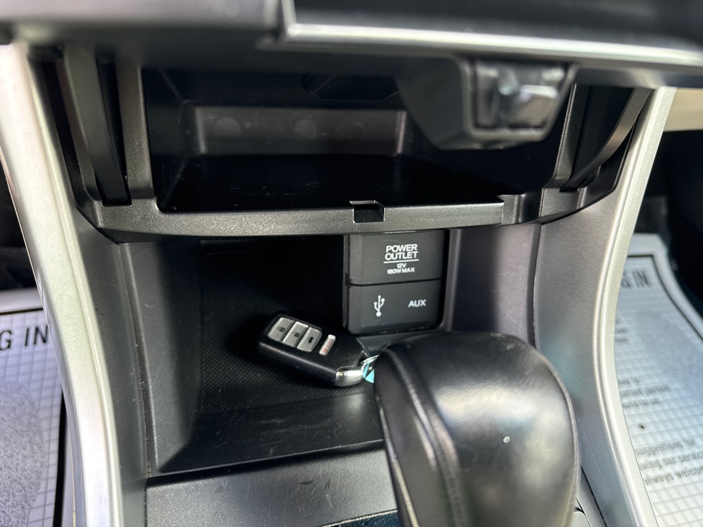 Photo 14 of this HONDA ACCORD