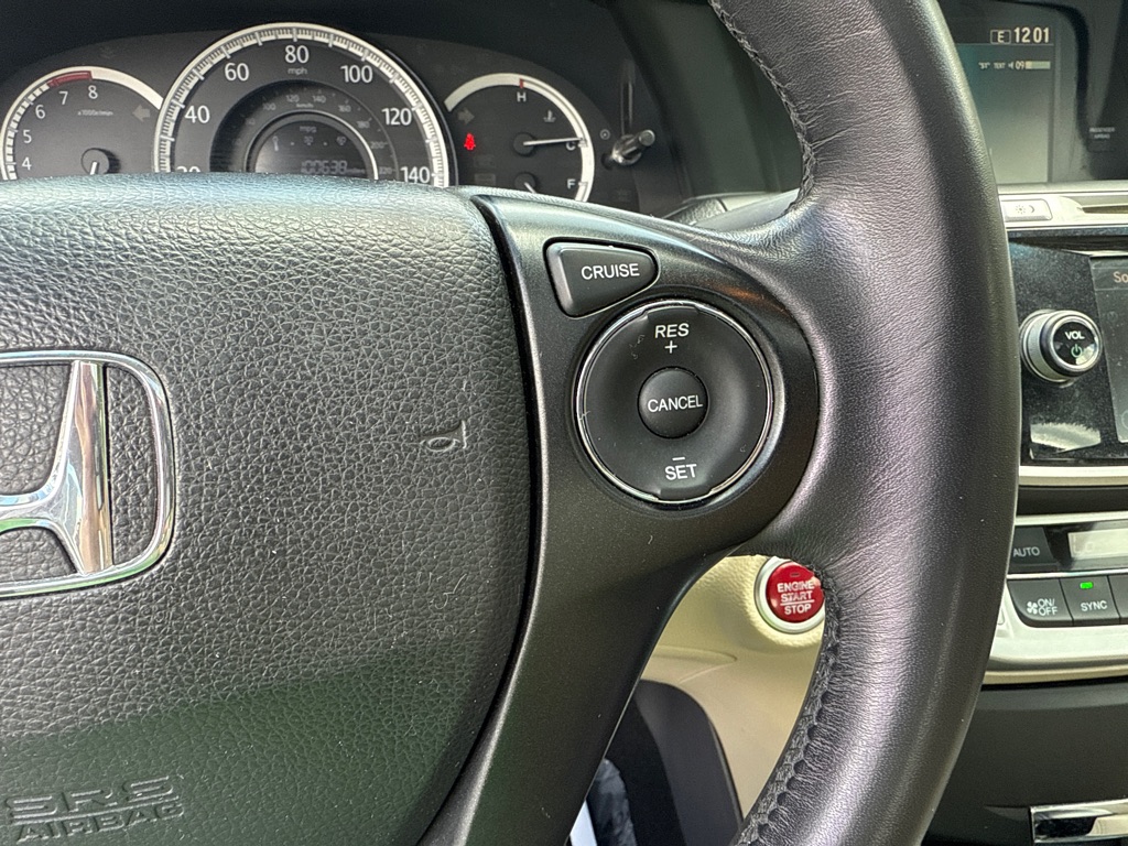 Photo 9 of this HONDA ACCORD