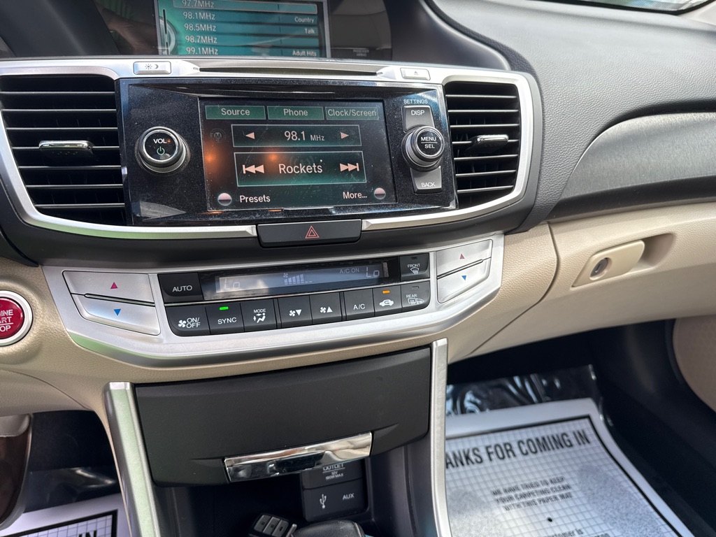 Photo 13 of this HONDA ACCORD