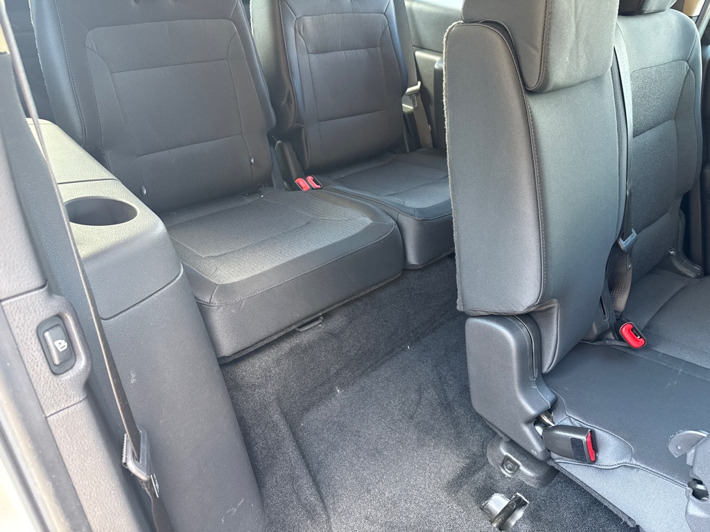 Photo 27 of this FORD FLEX SE