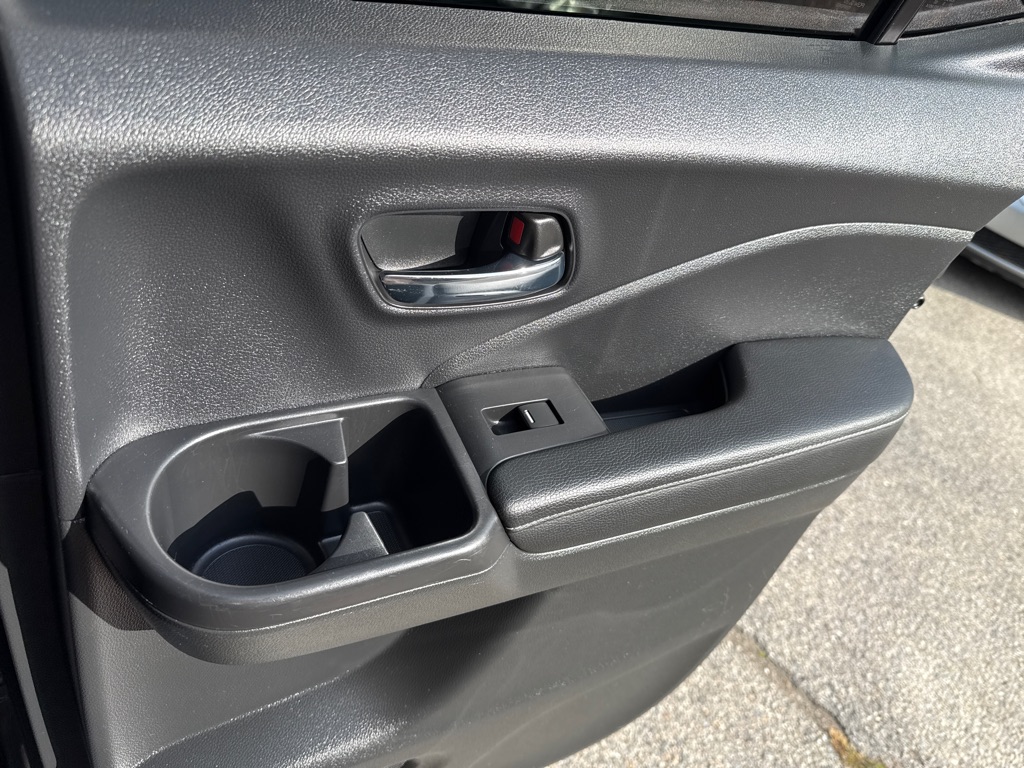Photo 31 of this HONDA RIDGELINE RTL-E