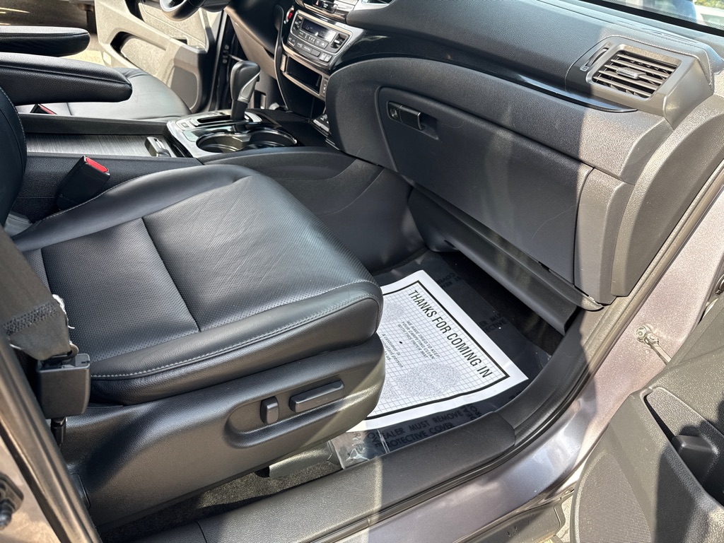 Photo 32 of this HONDA RIDGELINE RTL-E