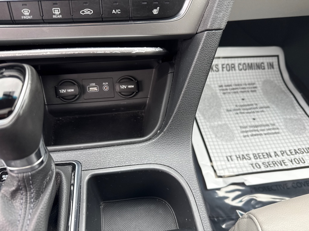 Photo 20 of this HYUNDAI SONATA