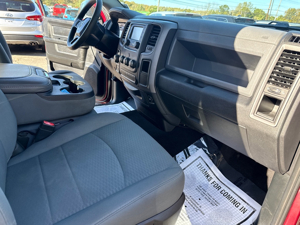 Photo 27 of this RAM 1500 4WD