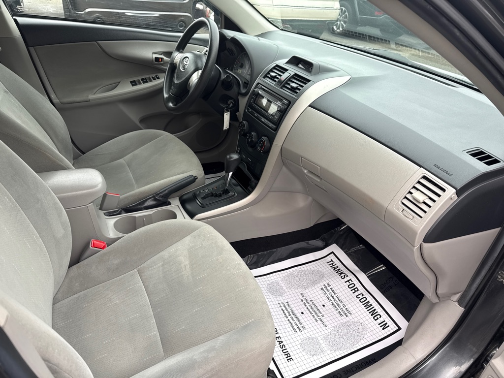 Photo 18 of this TOYOTA COROLLA