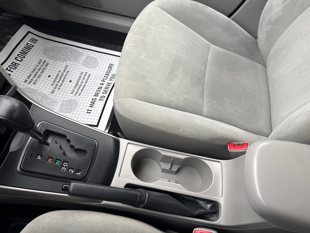 Photo 10 of this TOYOTA COROLLA
