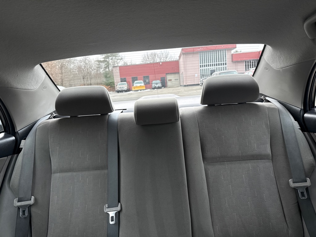Photo 13 of this TOYOTA COROLLA