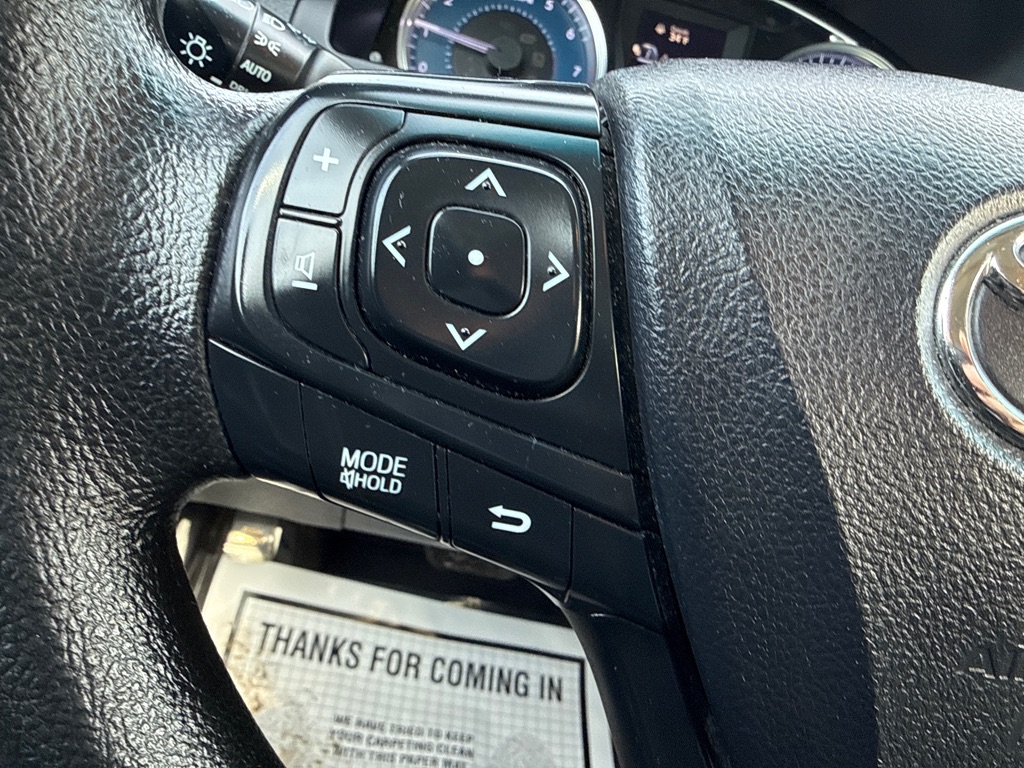 Photo 10 of this TOYOTA CAMRY
