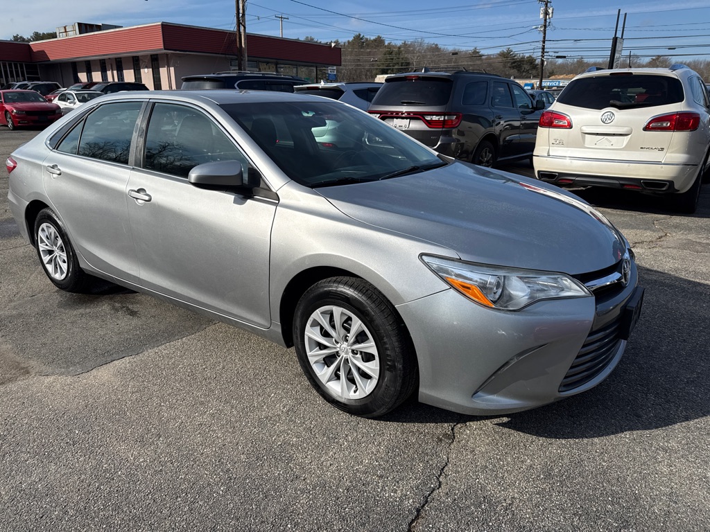 Photo 2 of this TOYOTA CAMRY