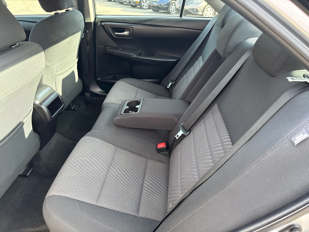 Photo 19 of this TOYOTA CAMRY