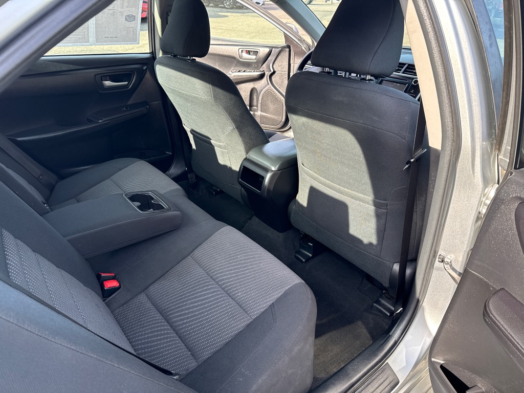 Photo 22 of this TOYOTA CAMRY