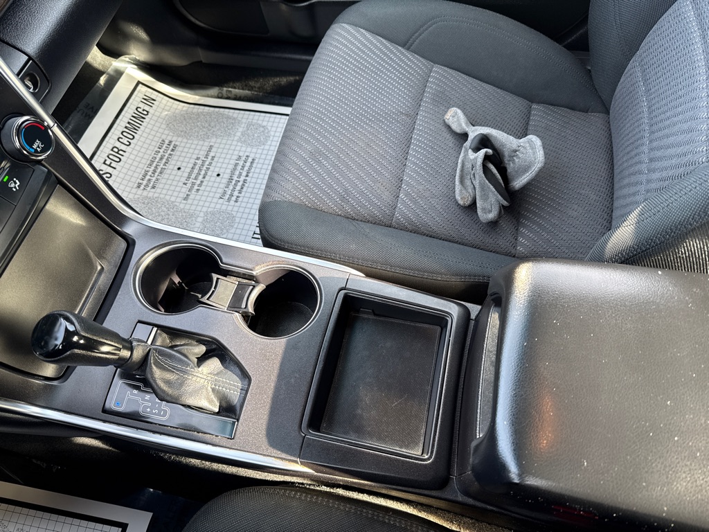 Photo 16 of this TOYOTA CAMRY