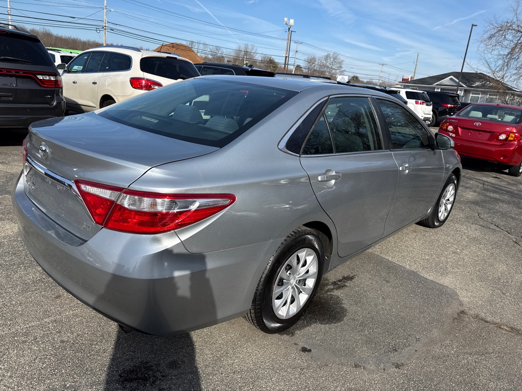 Photo 3 of this TOYOTA CAMRY