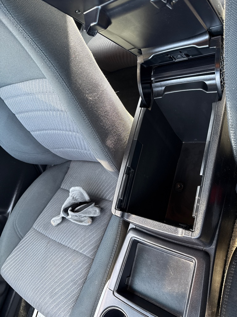 Photo 17 of this TOYOTA CAMRY