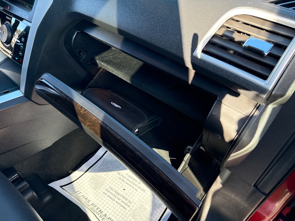 Photo 33 of this FORD EXPLORER LIMIT