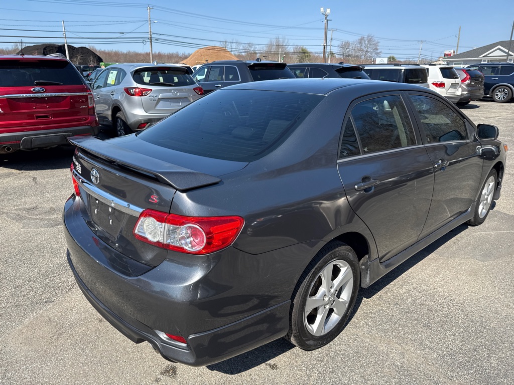 Photo 3 of this TOYOTA COROLLA S