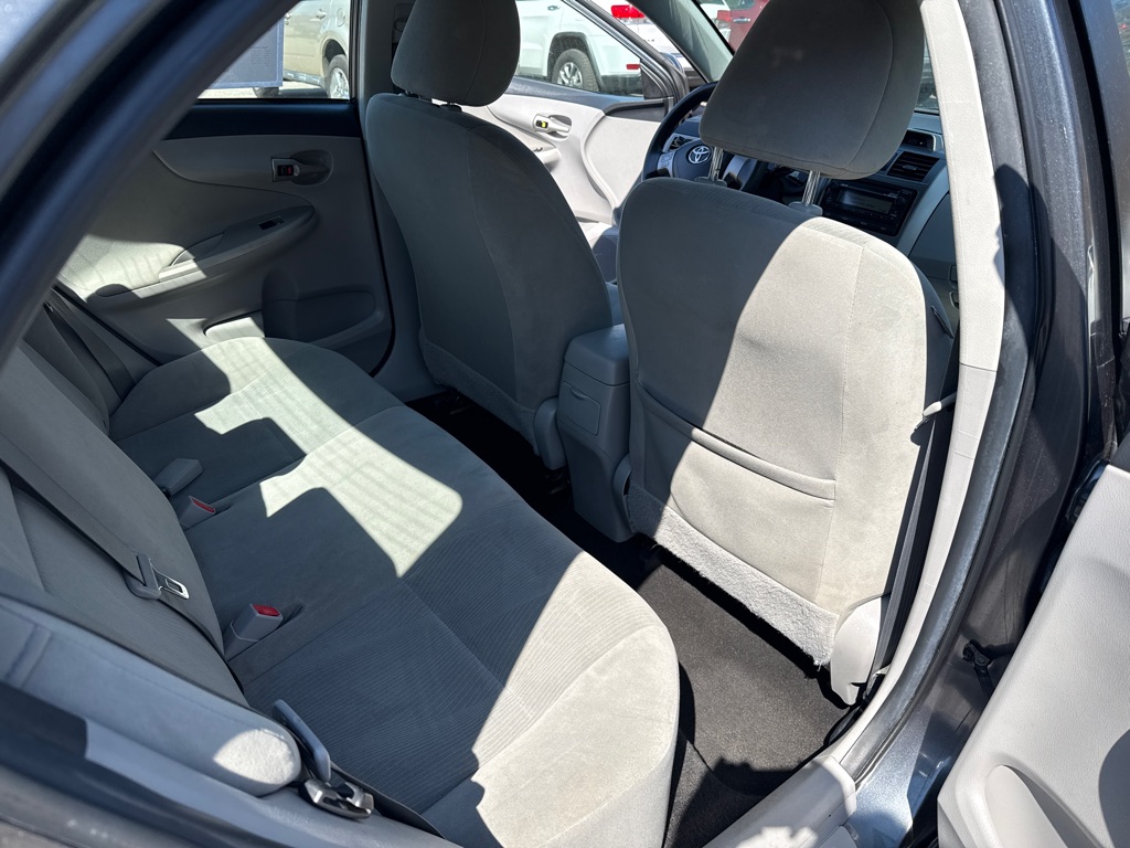 Photo 17 of this TOYOTA COROLLA