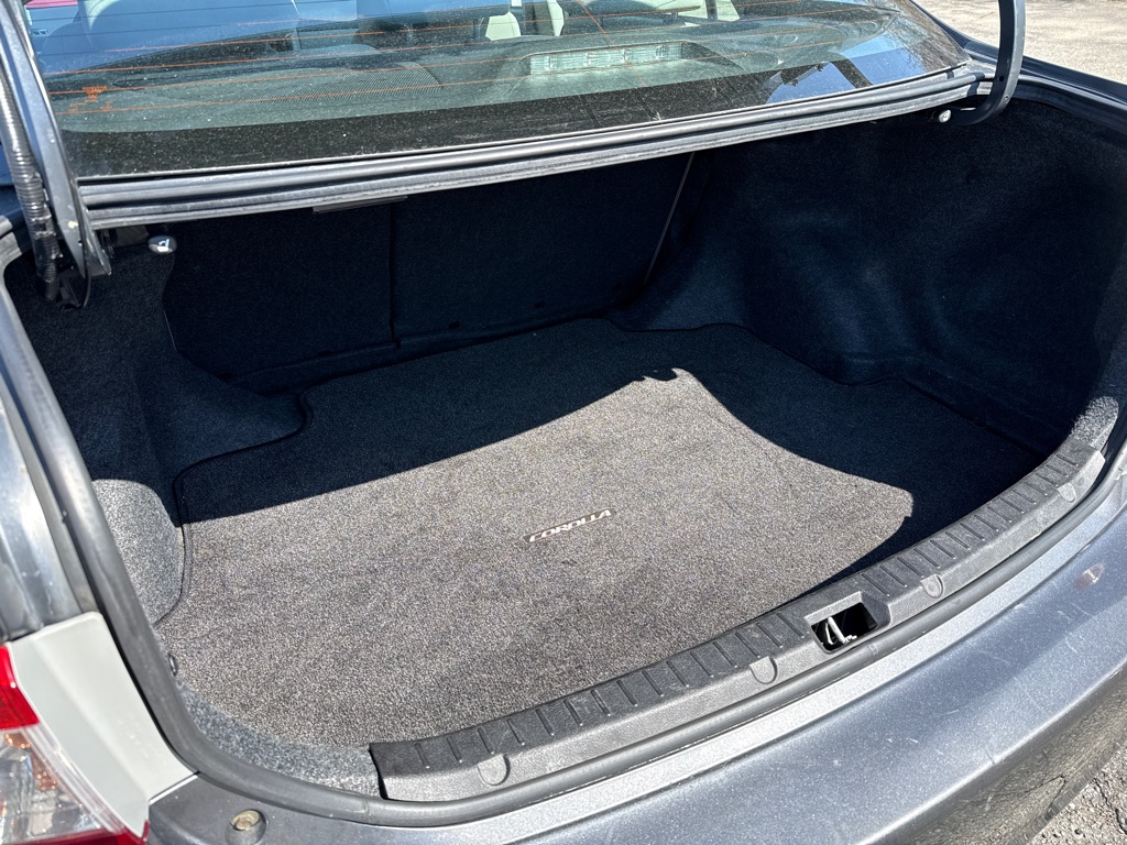 Photo 16 of this TOYOTA COROLLA