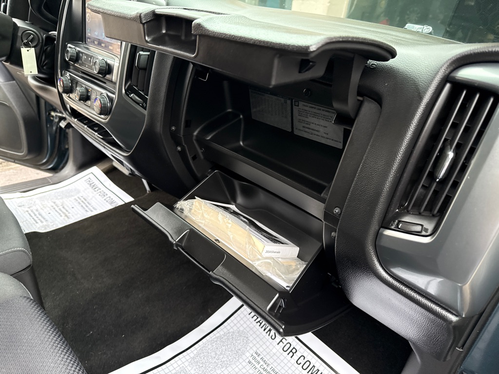 Photo 27 of this CHEVROLET SILVERADO 1500