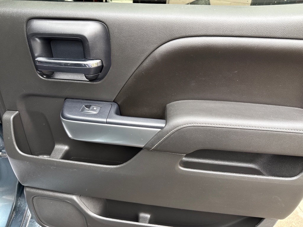 Photo 24 of this CHEVROLET SILVERADO 1500