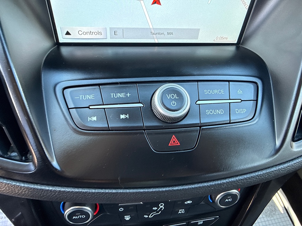 Photo 13 of this FORD ESCAPE SE 4WD