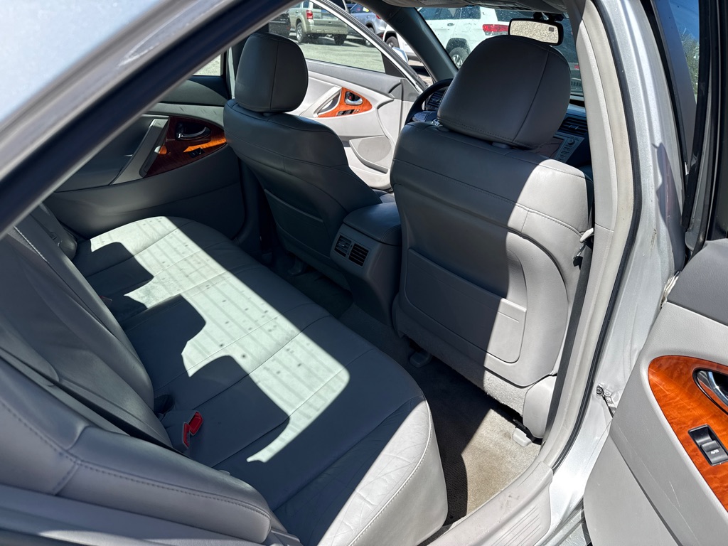 Photo 24 of this TOYOTA CAMRY XLE