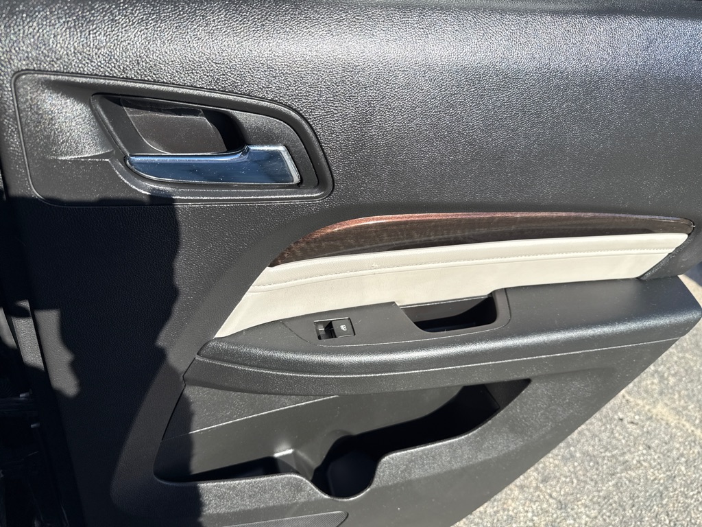 Photo 26 of this GMC TERRAIN