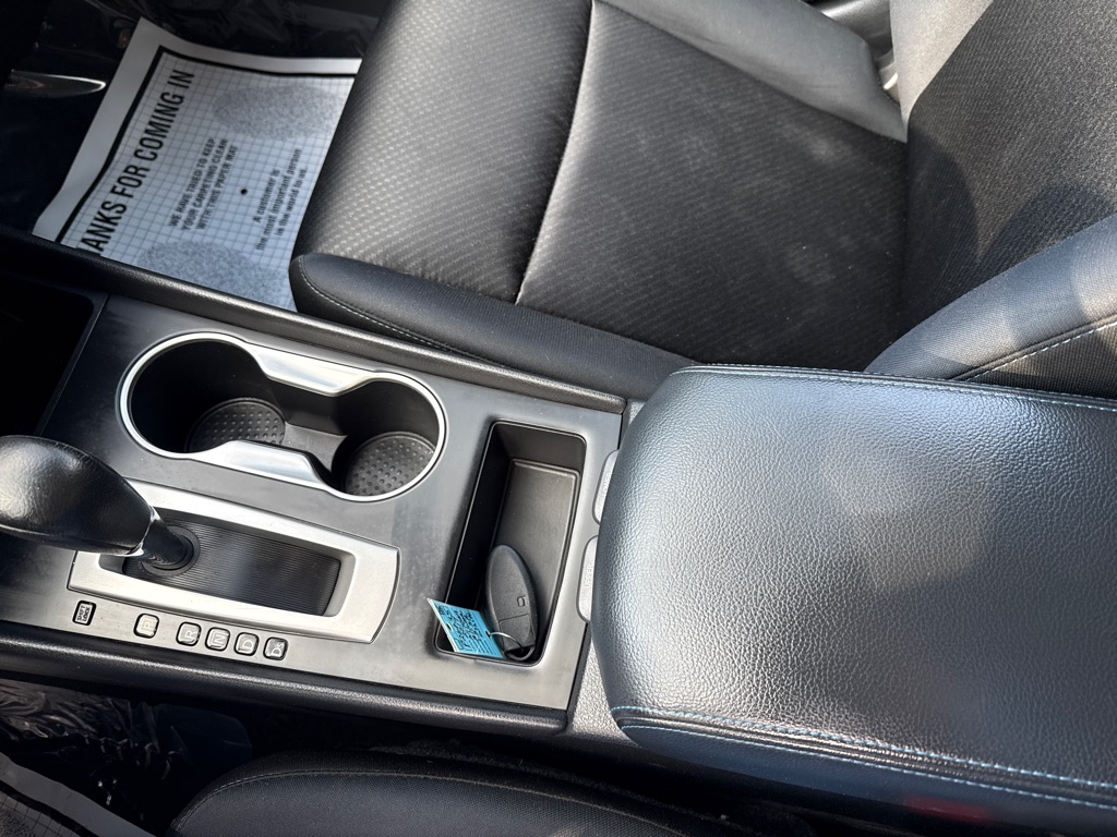Photo 17 of this NISSAN ALTIMA 2.5 SR