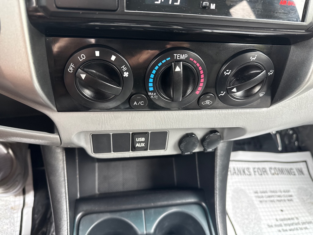 Photo 16 of this TOYOTA TACOMA SR5