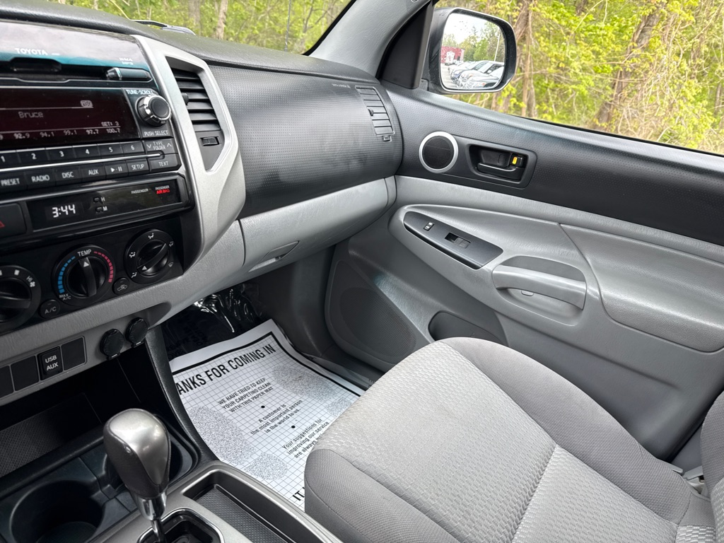 Photo 21 of this TOYOTA TACOMA SR5