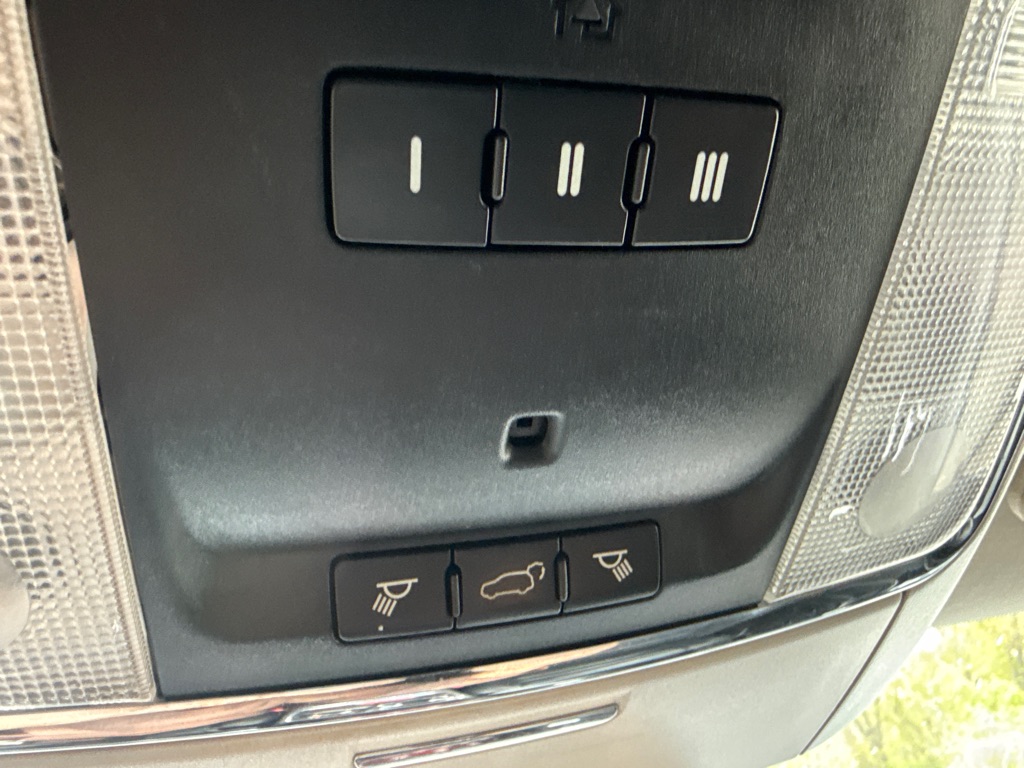 Photo 21 of this DODGE DURANGO