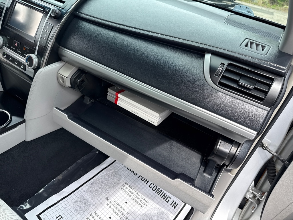 Photo 25 of this TOYOTA CAMRY