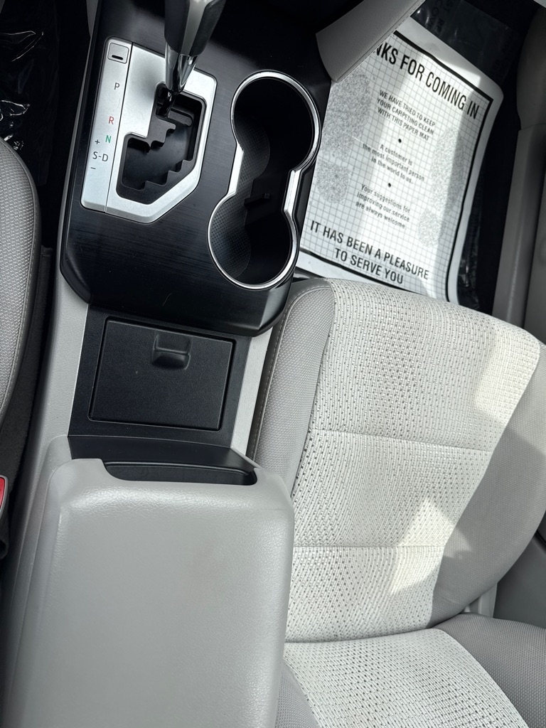Photo 14 of this TOYOTA CAMRY