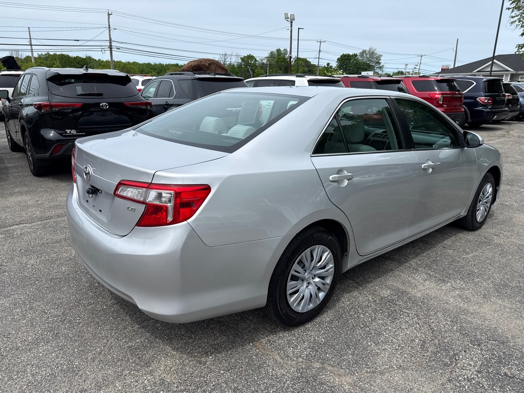 Photo 3 of this TOYOTA CAMRY