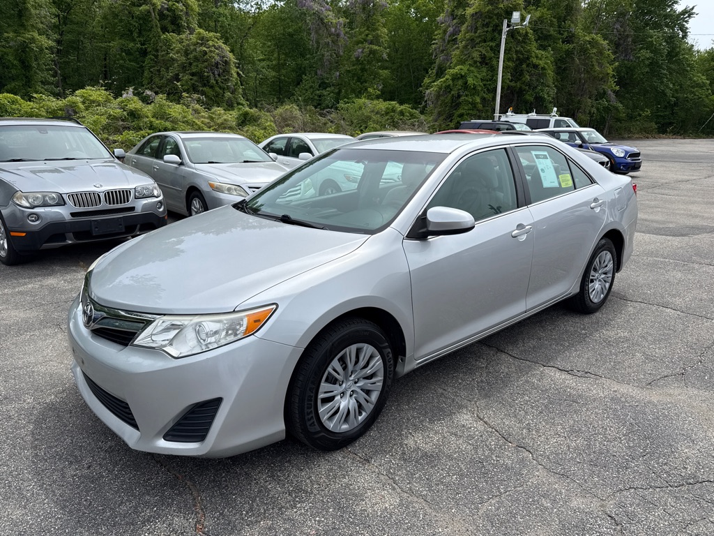 2014 TOYOTA CAMRY