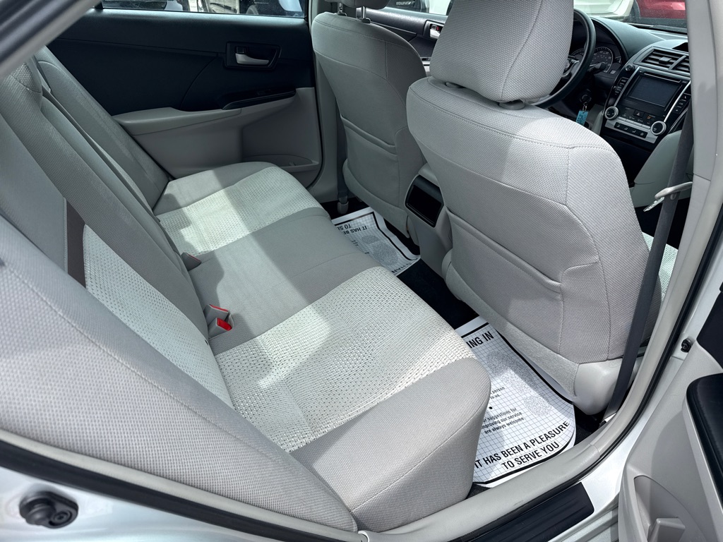 Photo 21 of this TOYOTA CAMRY